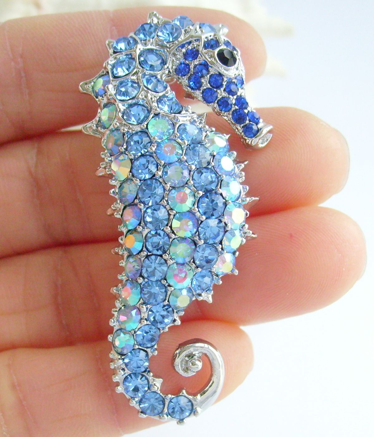 Sindary Costume Jewelry Animal Seahorse Brooch Pin Pendant Blue Rhinestone Crystal SP02254C13