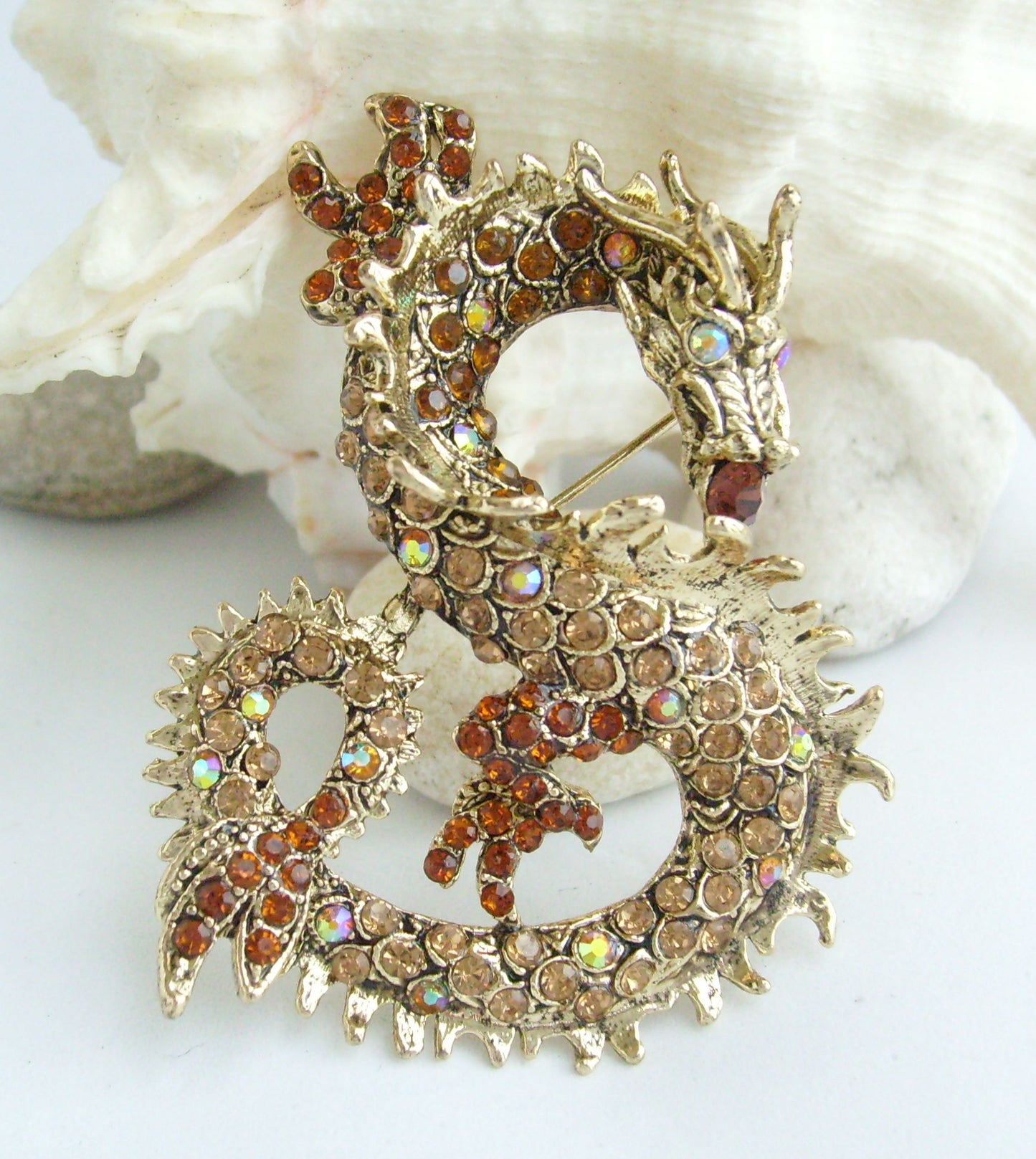 Sindary Costume Jewelry Unique Dragon Brooch Pin Pendant Beige Brown Rhinestone Crystal SP02980C4