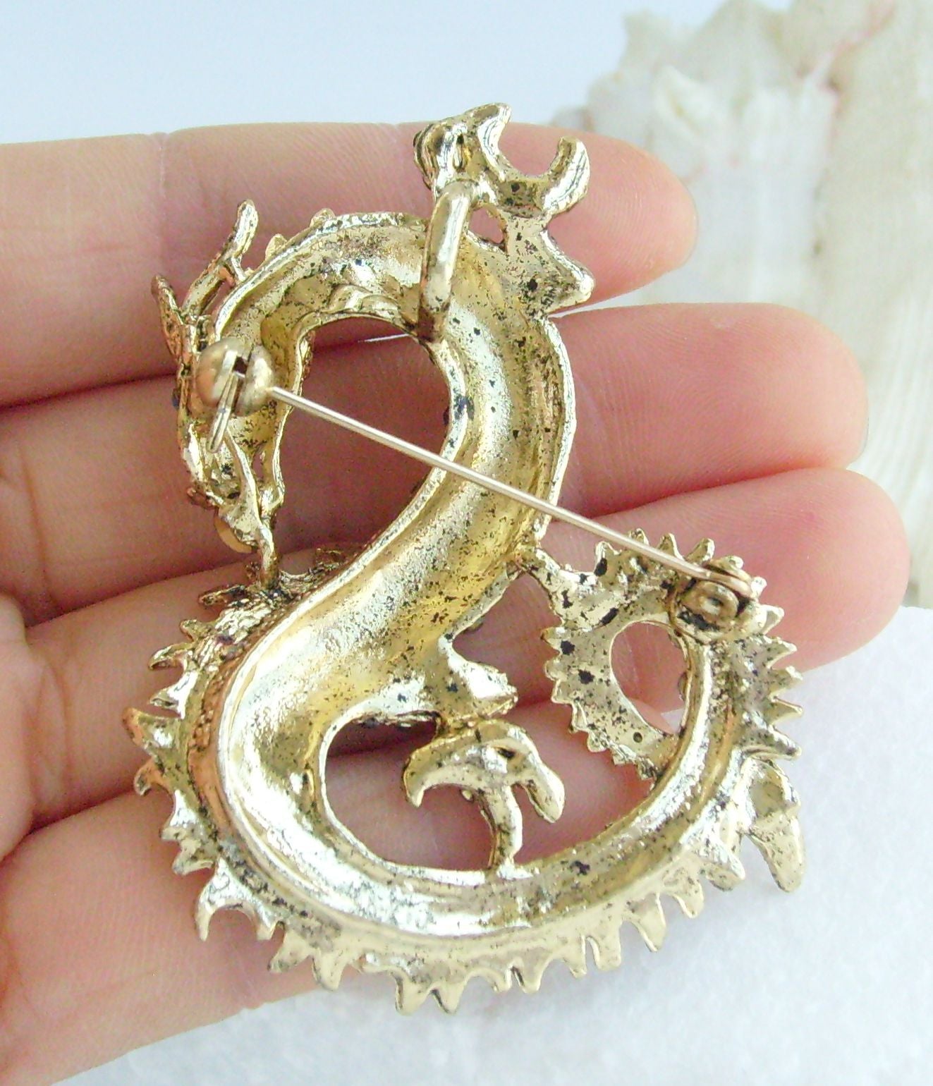 Sindary Costume Jewelry Unique Dragon Brooch Pin Pendant Red Pink Rhinestone Crystal SP02980C13