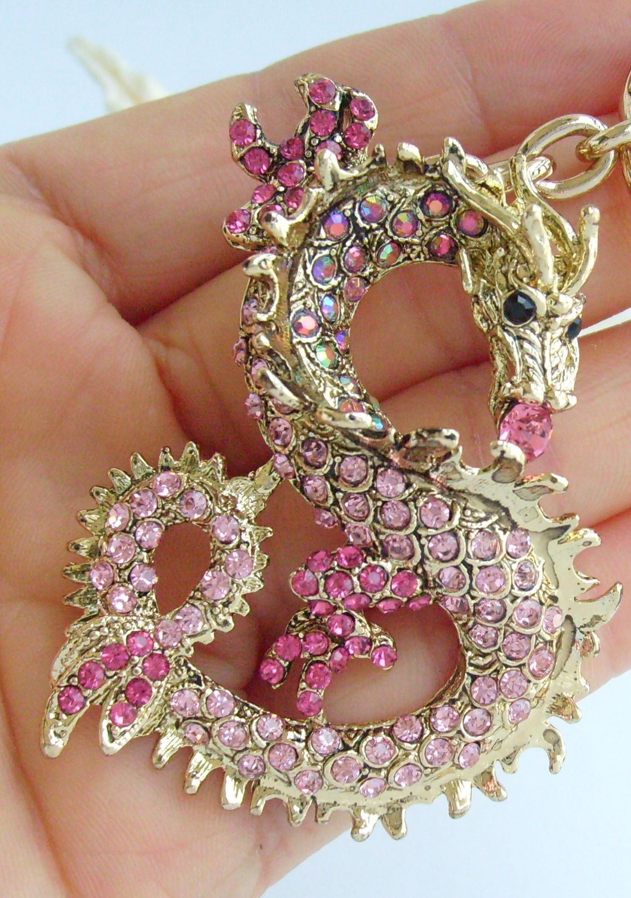 Sindary Costume Jewelry Unique Dragon Brooch Pin Pendant Pink Rhinestone Crystal SP02980C12