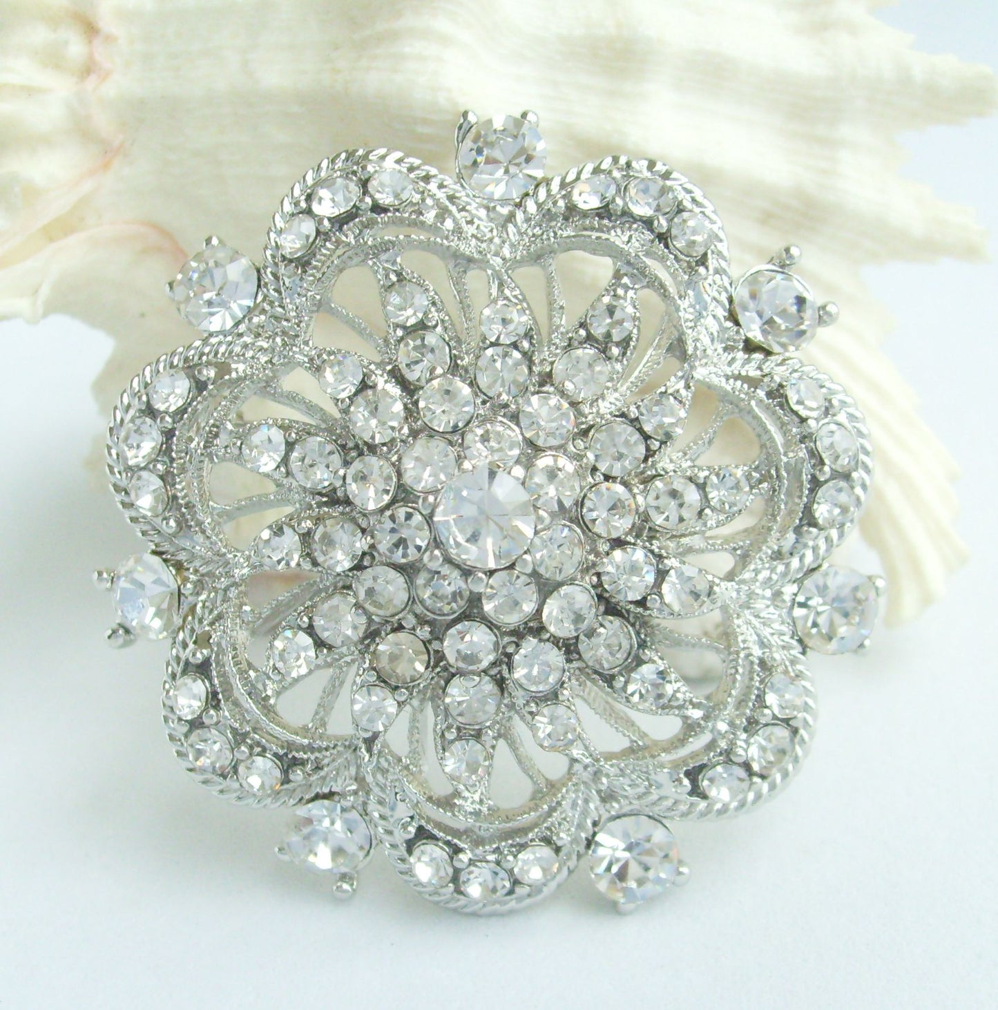 Sindary Wedding Costume Jewelry 2.2" Round Flower Brooch Pin Clear Rhinestone Crystal SP03328C1