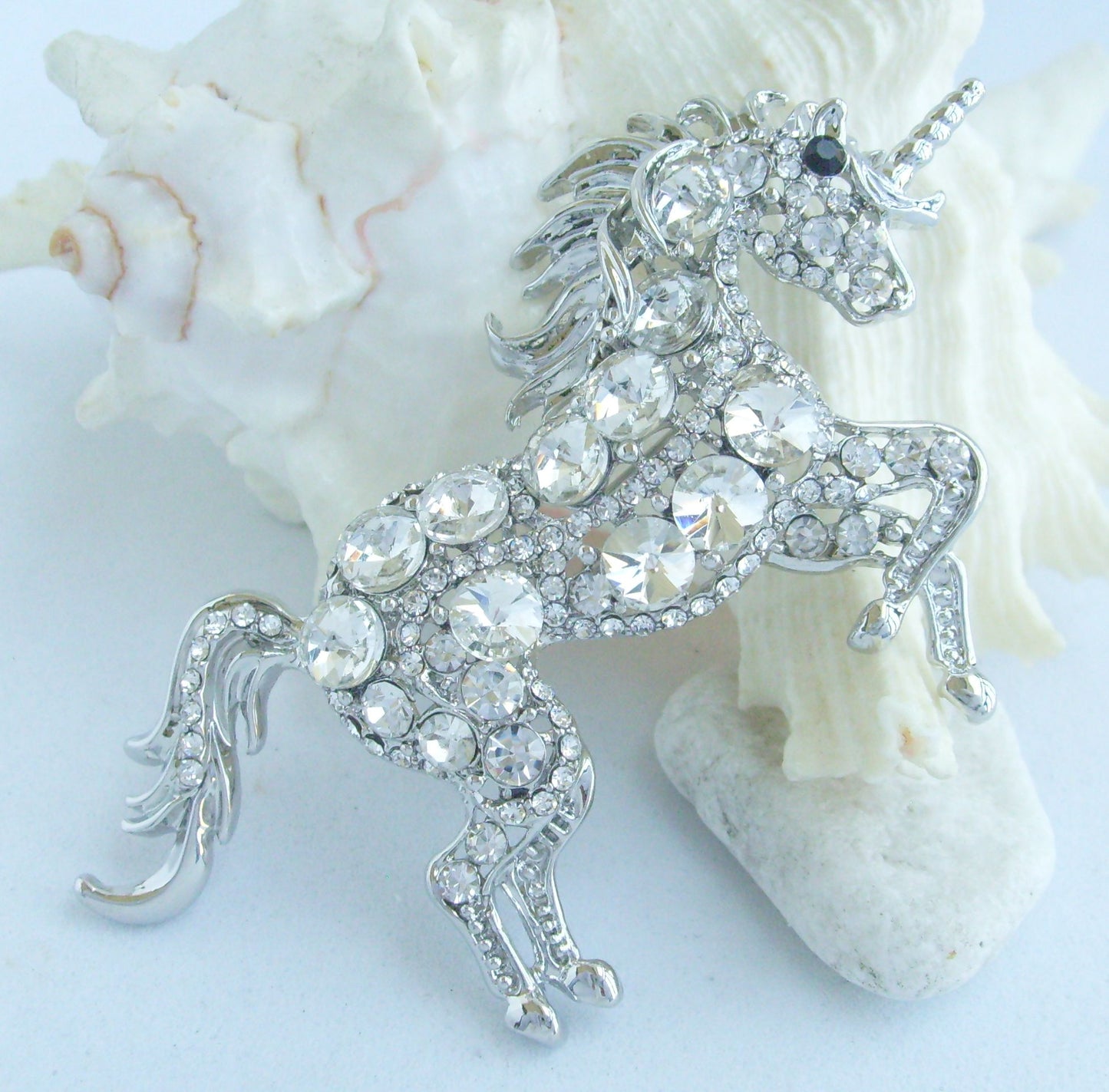 Sindary Costume Jewelry Unique Unicorn Horse Brooch Pin Pendant Clear Rhinestone Crystal SP06172C1