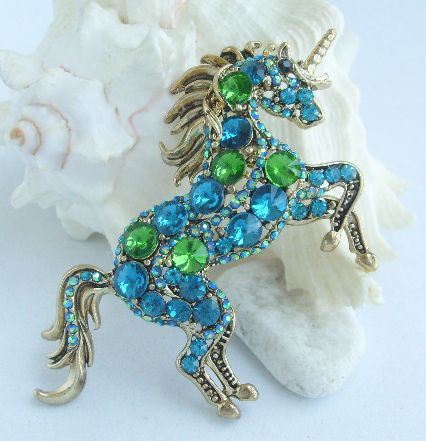 Sindary Costume Jewelry Unique Unicorn Horse Brooch Pin Pendant Turquoise Green Rhinestone Crystal SP06172C2