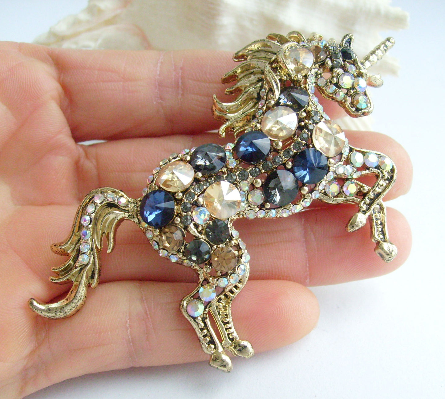 Sindary Costume Jewelry Unique Unicorn Horse Brooch Pin Pendant Multicolor Rhinestone Crystal SP06172C6