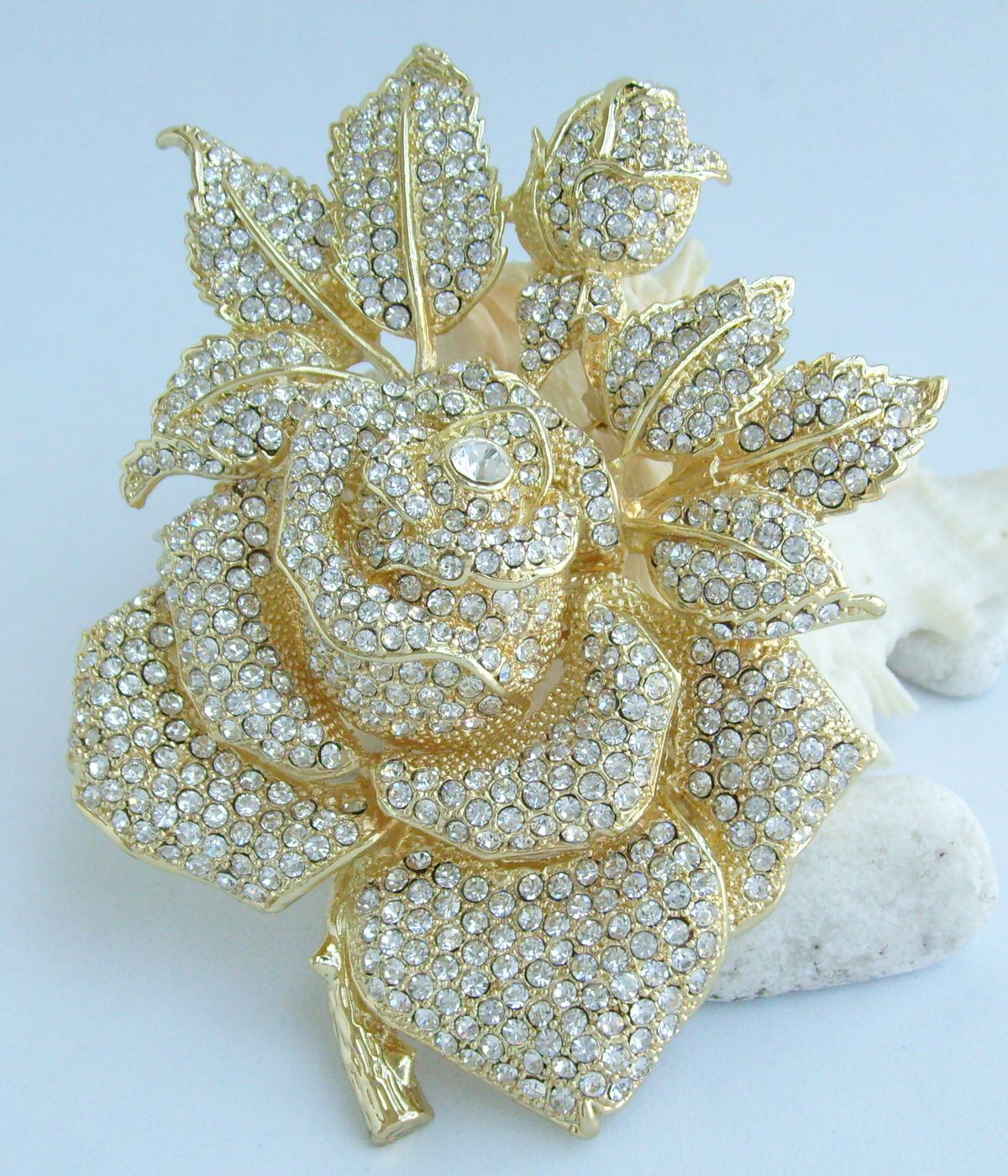 Sindary Costume Jewelry Wedding Big Rose Flower Brooch Pin Pendant Golden Clear Rhinestone Crystal SP02994C15