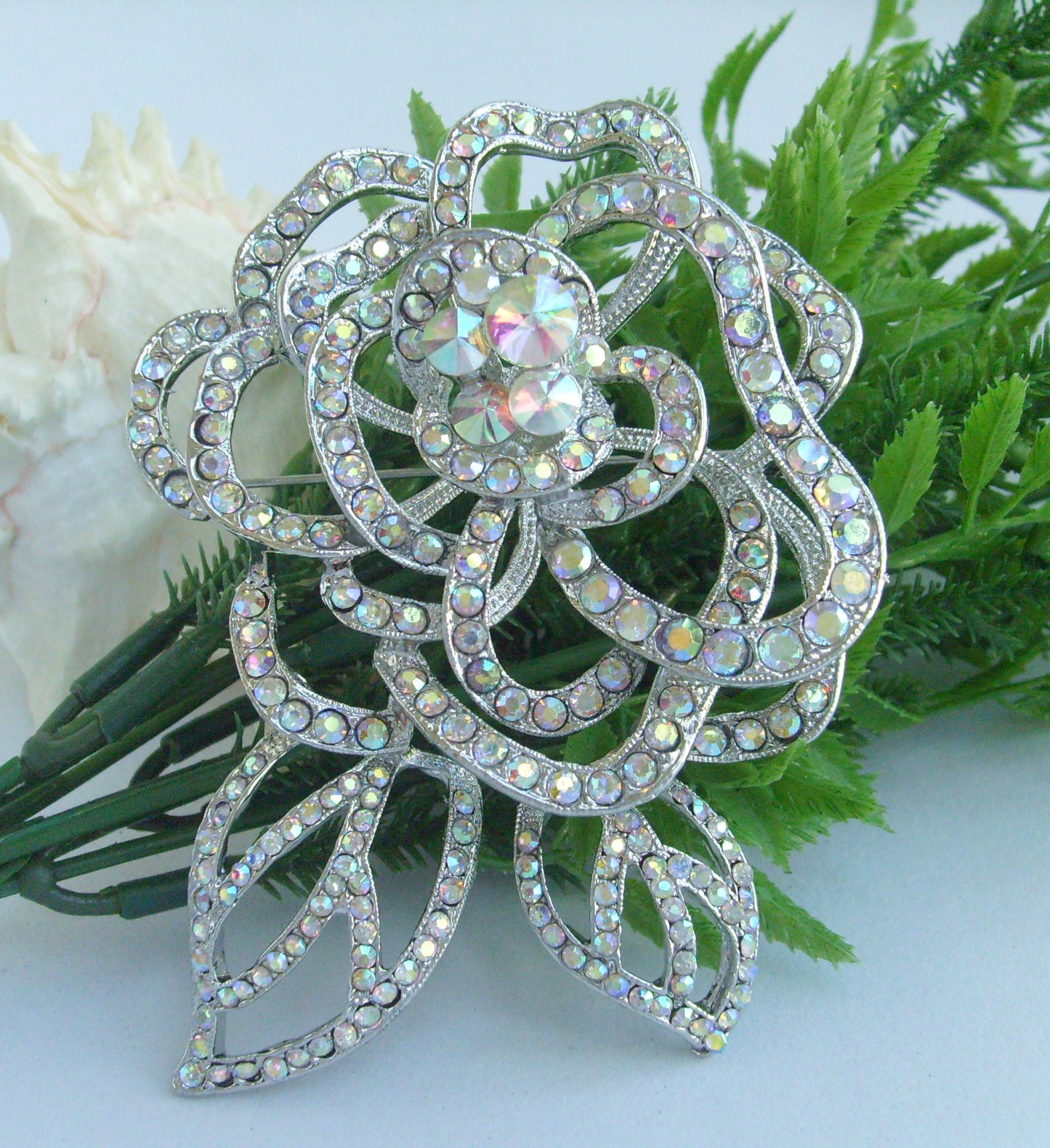 Sindary Wedding Costume Jewelry 4.0" Flower Brooch Pin Iridescence Clear Rhinestone Crystal SP03495C1