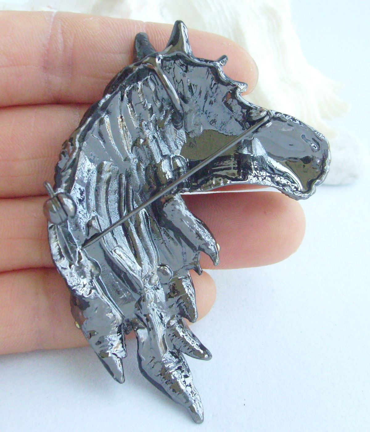 Sindary Costume Jewelry Art Style Animal Horse Brooch Pin Pendant Black Gray Rhinestone Crystal SP06535C4