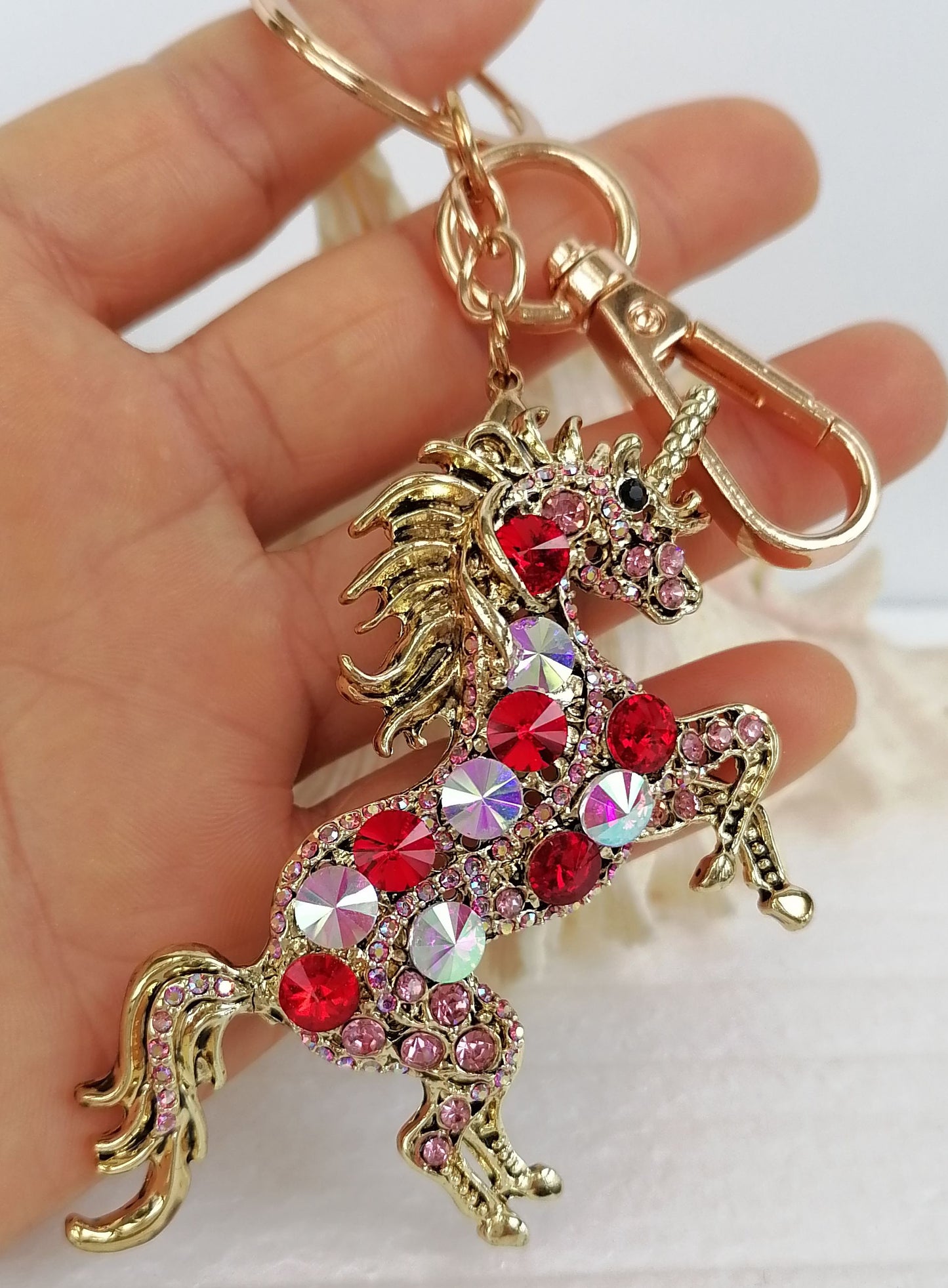 Sindary Costume Jewelry Unique Unicorn Horse Keychain Keyring Pendant Iridescence & Red Rhinestone Crystal SPK06172C16