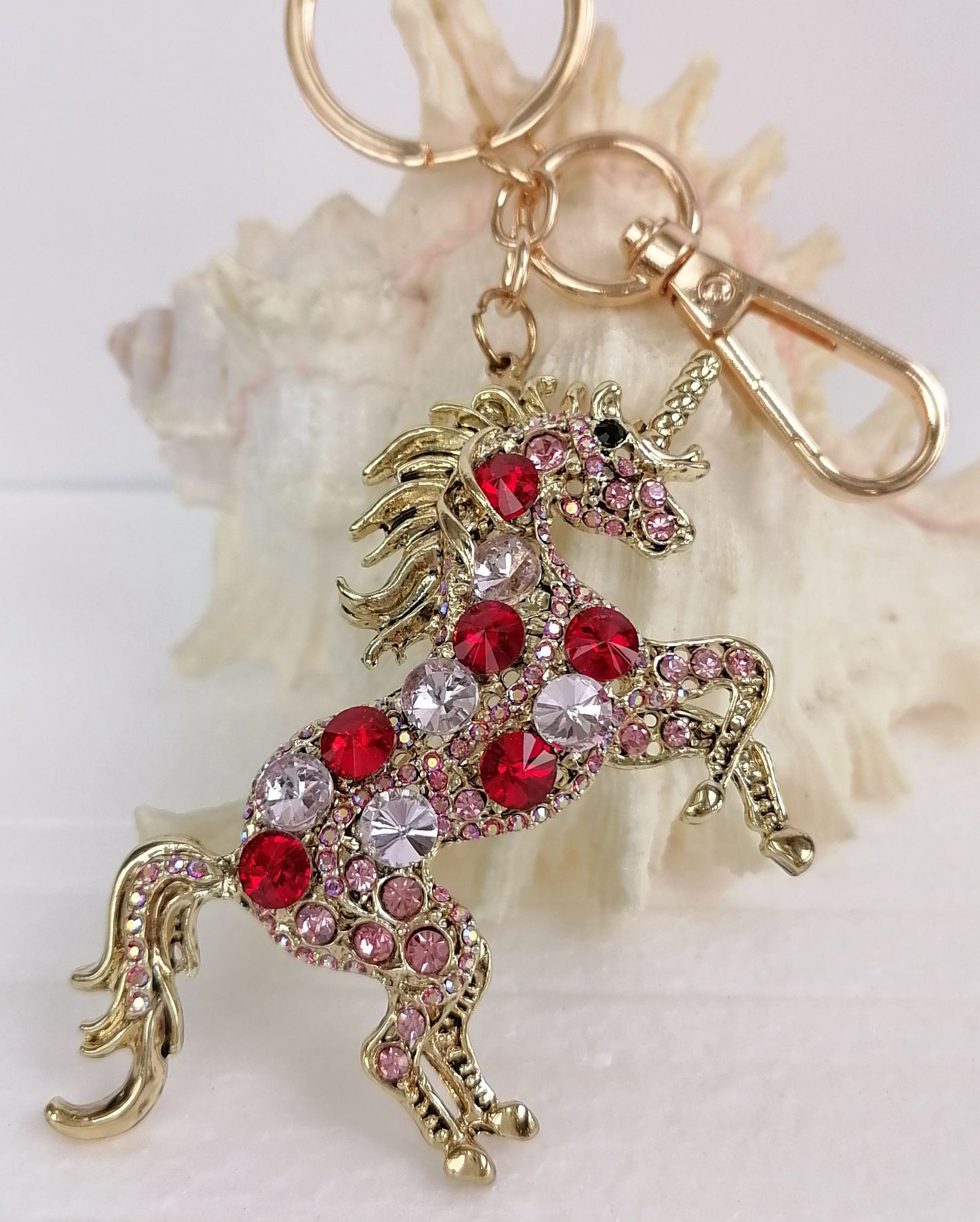 Sindary Costume Jewelry Unique Unicorn Horse Keychain Keyring Pendant Red Pink Rhinestone Crystal SPK06172C19